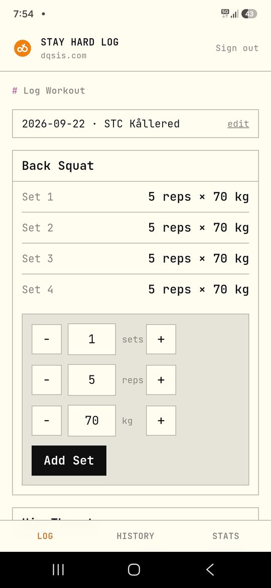 Logging a set on the Log Workout screen